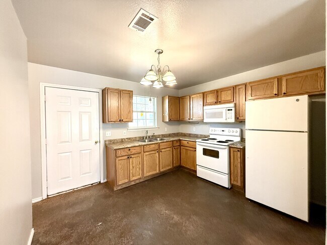 Photo - 11910 Fairview St