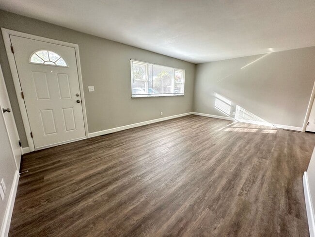 Photo - 2274 Broadmoor Dr
