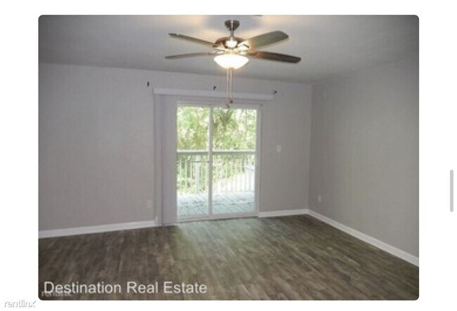 Photo - 2 br, 2.5 bath Triplex - 4883 Old Bainbrid...