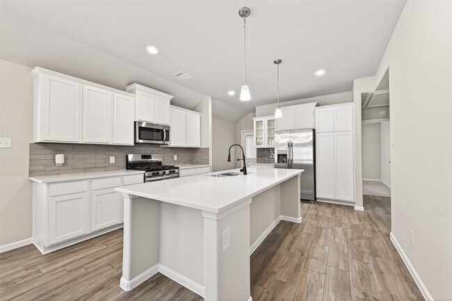 Photo - 6823 Escondido Dr