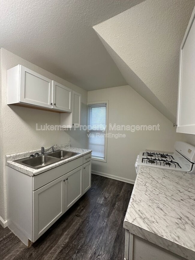 Photo - 1315 Mills St