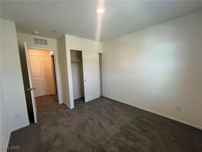 Photo - 6113 Hibiscus Gdn St