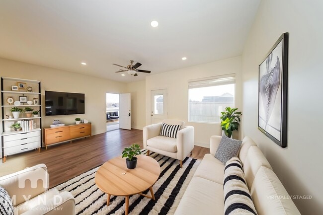 Photo - 5764 E Bristol Cir