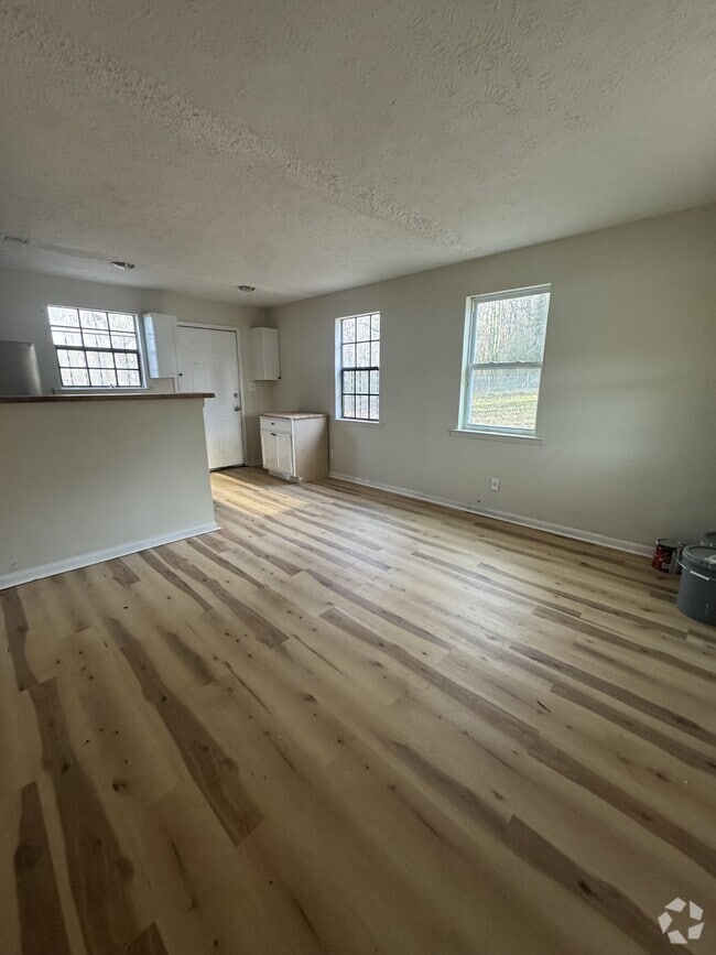 Building Photo - 1179 Pinecrest Rd Rental