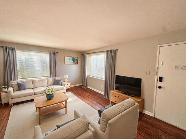 Building Photo - 464-464 Glen View Ct Unit 458