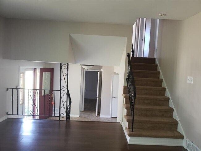 Photo - 70 Weathervane Road, Aston, PA, 19014