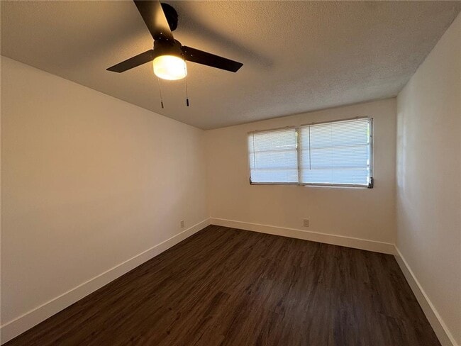 Photo - 1741 NE 52nd St