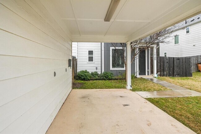 Photo - 1912 Bunche Rd