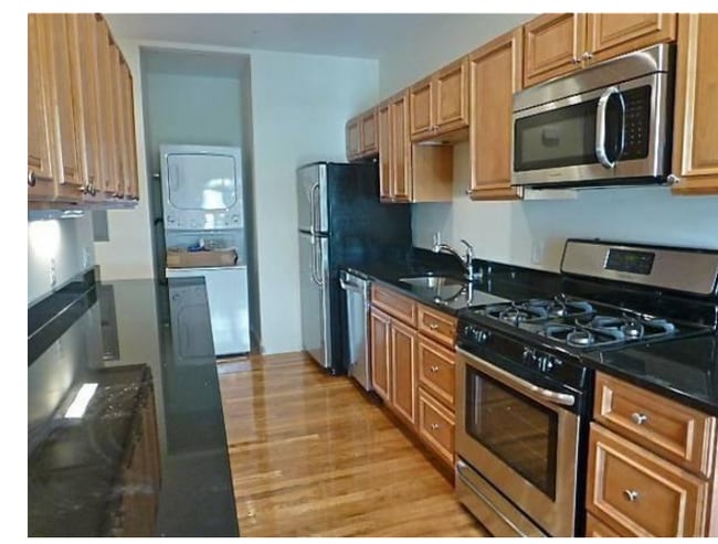 Photo - 172 Fuller St Unidad 3