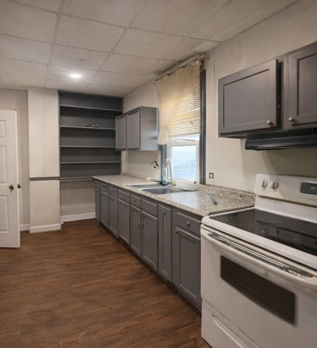 Building Photo - 311 Jefferson St Unit 311