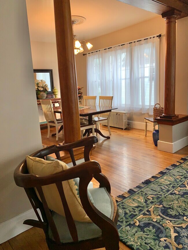 Photo - 20 Mansfield Pl