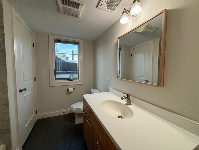 Photo - 1110 Massachusetts Ave Unit 3