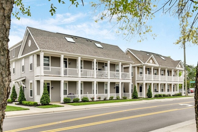 Photo - Concord Square Apartments