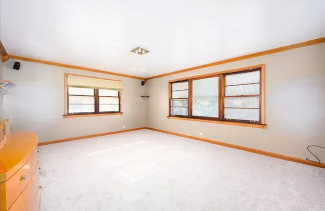 Photo - 1800 S Austin Blvd Apartment Unit 3