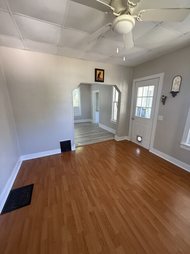 Photo - 809 S 5th St