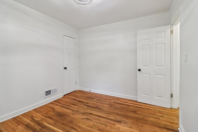 Photo - 3159 Bobolink Dr