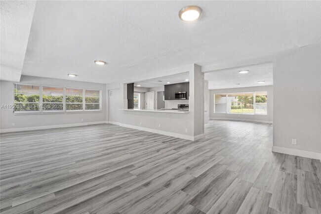 Photo - 3303 NW 37th Ave