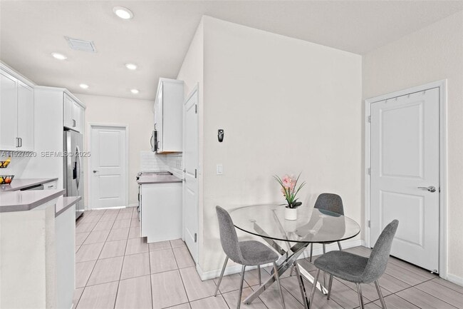 Photo - 1190 Eucalyptus Dr