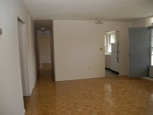 Photo - 105 La Rose Ave
