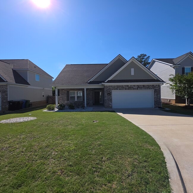 Building Photo - 8824 Sullivans Dr