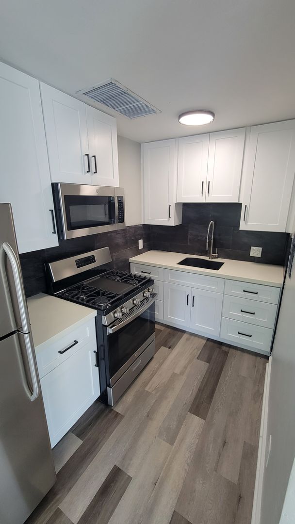 2120 1st Ave N Unit #4