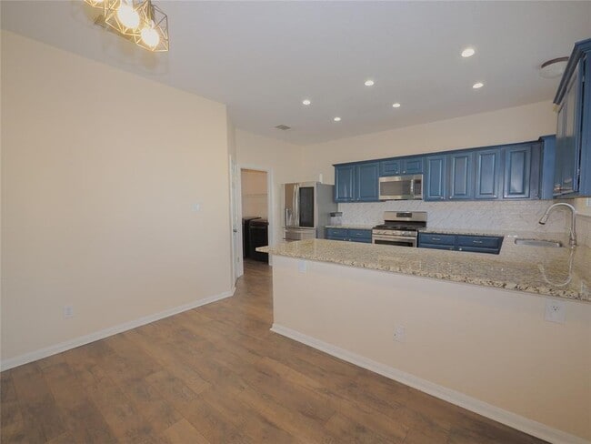 Photo - 324 Hidden Brook Ln