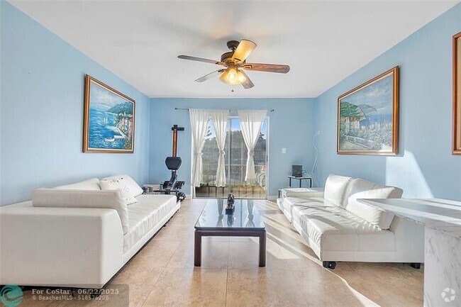 Building Photo - 4128 NW 88th Ave Unit 202 Rental