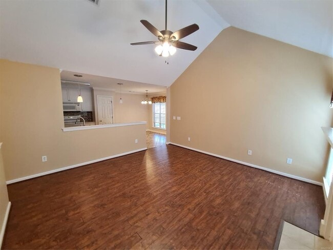 Photo - 1576 Hallwood Ln