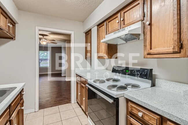 Photo - 806 Prairie Creek Dr