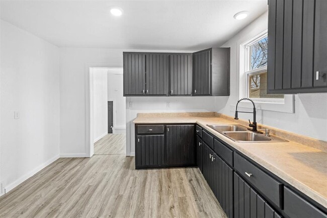 Photo - 1610 15th Ave