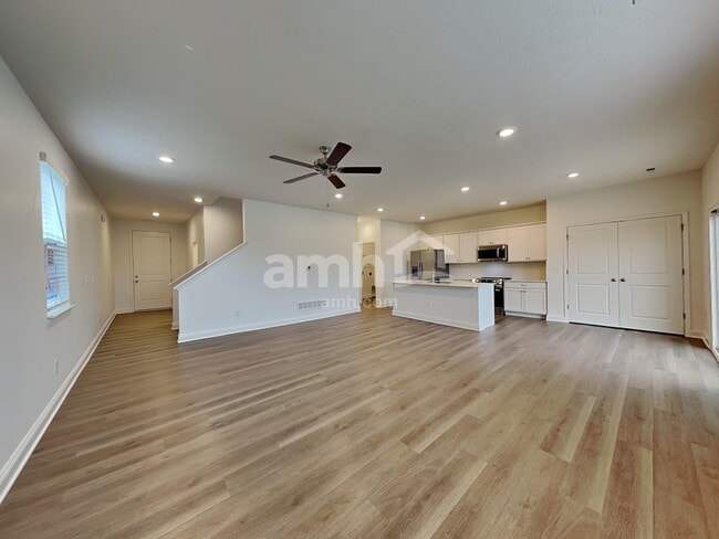 Photo - 9199 Henley Ave