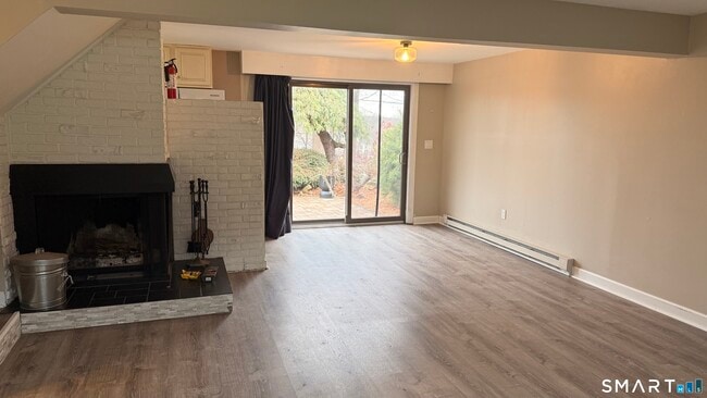 Photo - 11 Little River Ln