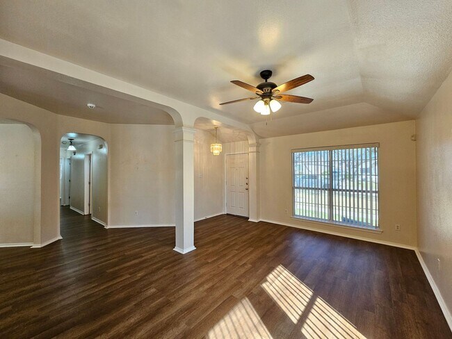 Photo - 602 Del Mar Dr