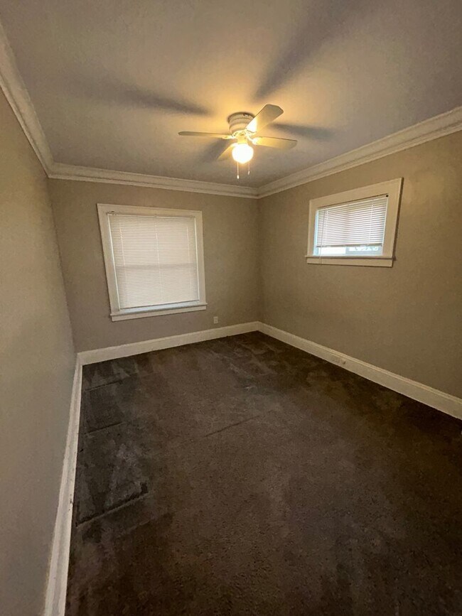 Photo - 4067 E 143rd St Unidad DN