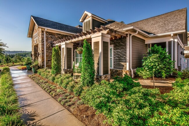 Retreat at Greystone Clubhouse Exterior