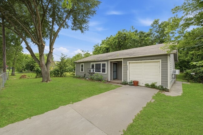 Photo - 3909 Leffingwell St