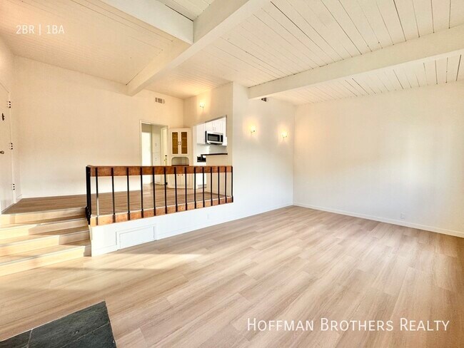 Photo - 3211 Primera Ave Unidad 1A