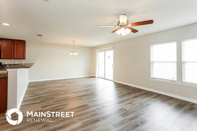Photo - 77160 Cobblestone Dr