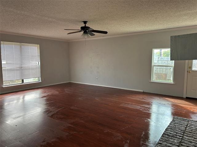 Photo - 2525 Crown Cir