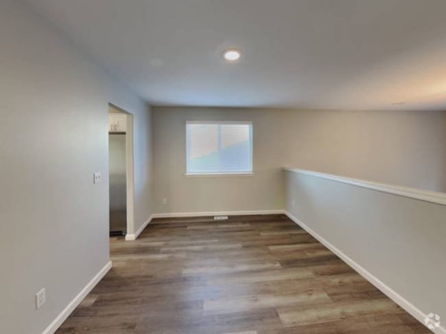 Building Photo - 14924 Austin Ave SE Rental