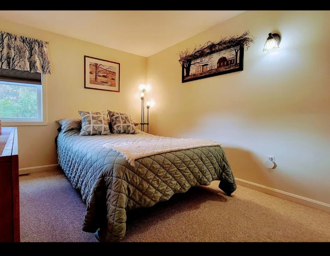 Photo - 501 Bean Hill Rd