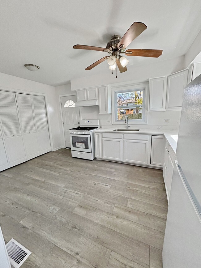 Photo - 36855 N Elizabeth Ct