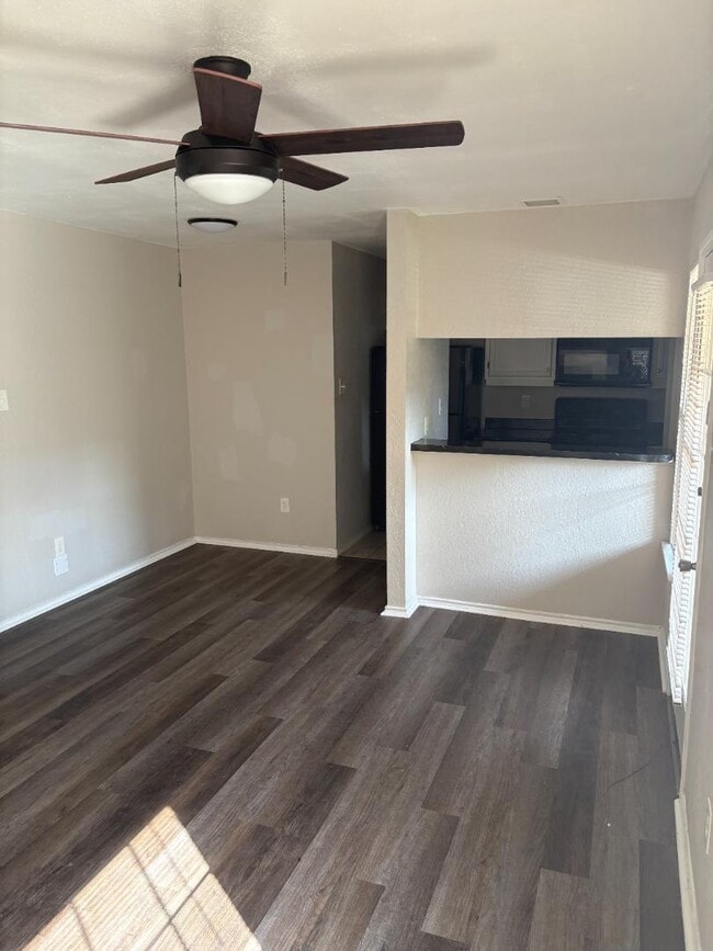 Photo - 1733 Crest Grove Dr