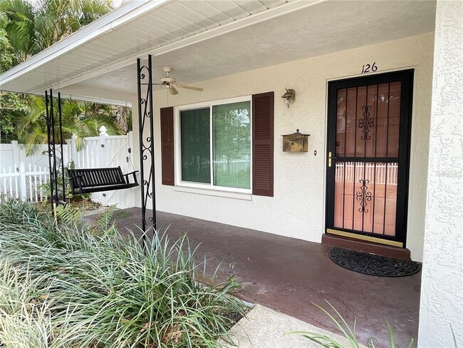 Photo - 126 18th Ave NE