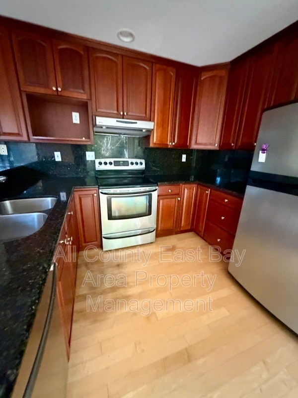 Photo - 1071 Jost Ln
