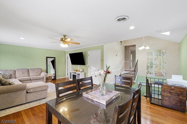 Photo - 17 Lathrop Ave Casa