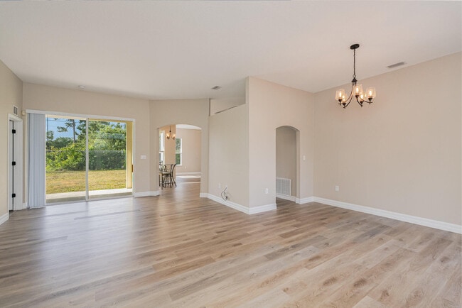 Photo - 328 Hammonton St SW