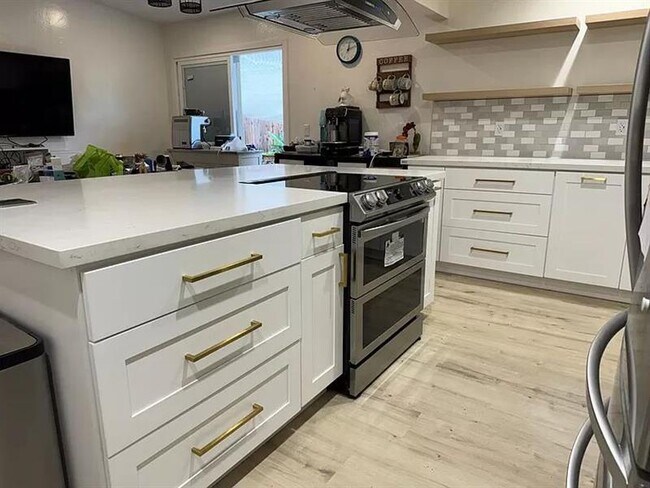 Photo - GORGIOUS HOME FOR ALL