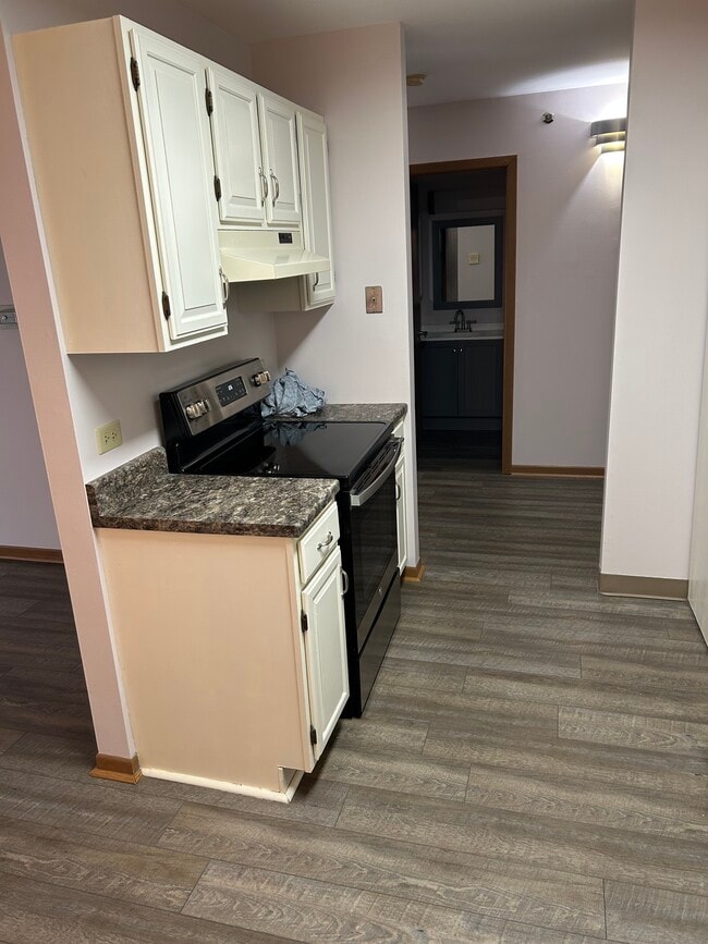 Photo - 215 E Park Ave