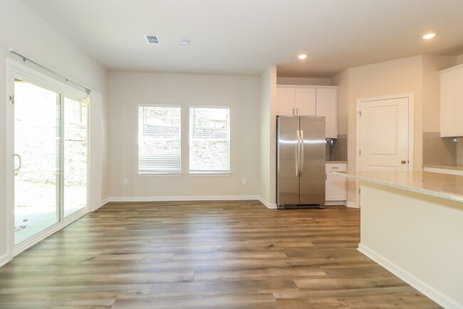Photo - 376 Magnolia Dr